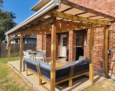 1418 Salem Court - Photo Thumbnail 28