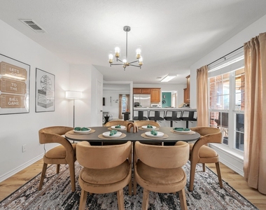 1418 Salem Court - Photo Thumbnail 13