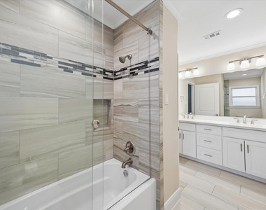 9407 Cranleigh Court - Photo Thumbnail 35