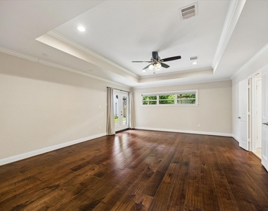 9407 Cranleigh Court - Photo Thumbnail 23