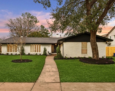 9407 Cranleigh Court - Photo Thumbnail 5