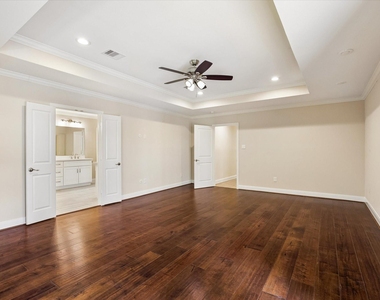 9407 Cranleigh Court - Photo Thumbnail 24
