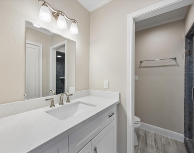 9407 Cranleigh Court - Photo Thumbnail 21