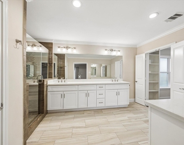 9407 Cranleigh Court - Photo Thumbnail 25