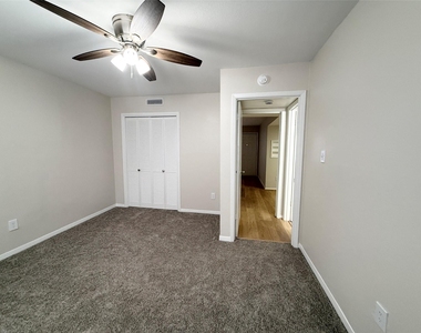 2400 5th Street - Photo Thumbnail 11