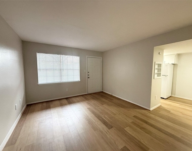 2400 5th Street - Photo Thumbnail 2