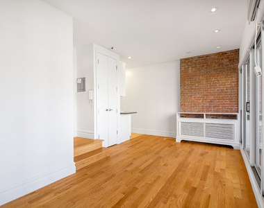 169 West 76th Street - Photo Thumbnail 1
