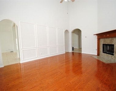 25607 Creston Meadow Drive - Photo Thumbnail 13