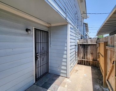 12332 Ormandy Street - Photo Thumbnail 3
