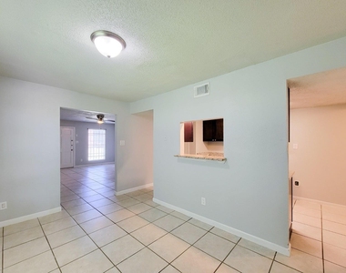 12332 Ormandy Street - Photo Thumbnail 21