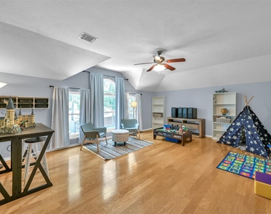 1918 Scenic Park Drive - Photo Thumbnail 33