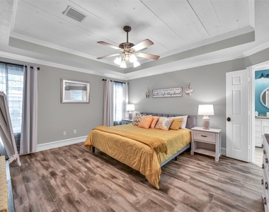 1918 Scenic Park Drive - Photo Thumbnail 20