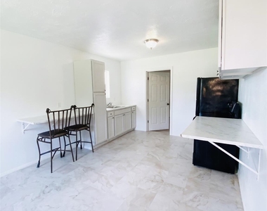 3440 Texas Avenue - Photo Thumbnail 8