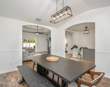 499 Bayard Avenue Ne - Photo Thumbnail 3