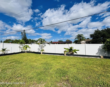 499 Bayard Avenue Ne - Photo Thumbnail 23