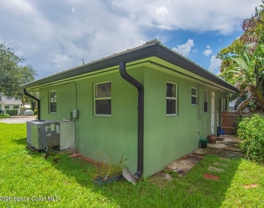 2036 19th Avenue - Photo Thumbnail 20