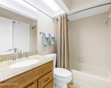 1141 Country Club Drive - Photo Thumbnail 20