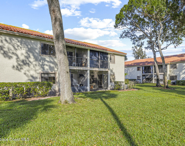 1141 Country Club Drive - Photo Thumbnail 24
