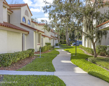 1141 Country Club Drive - Photo Thumbnail 30