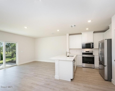 466 Houston Lane - Photo Thumbnail 1