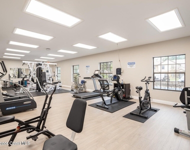 9010 Wedgewood Place - Photo Thumbnail 29