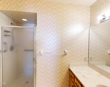 9010 Wedgewood Place - Photo Thumbnail 13