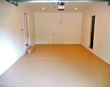 547 Church Street - Photo Thumbnail 12