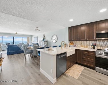 1095 N Highway A1a - Photo Thumbnail 2