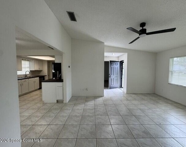 317 Fernandina Street Nw - Photo Thumbnail 8