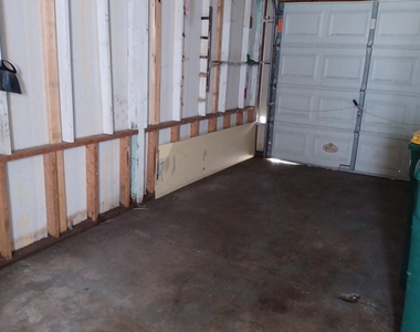 120 Laurel Oak Street - Photo Thumbnail 10