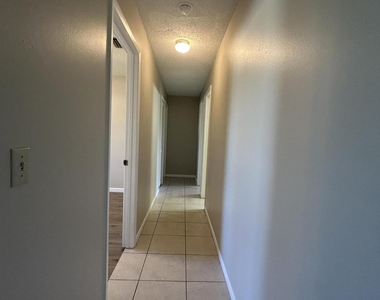 843 Emden Avenue Nw - Photo Thumbnail 9