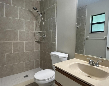 843 Emden Avenue Nw - Photo Thumbnail 11