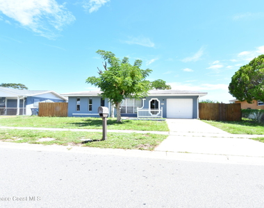 870 Angle Street Ne - Photo Thumbnail 1