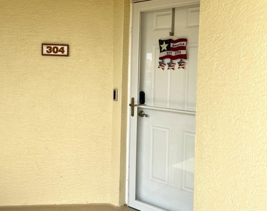 732 Bayside Drive - Photo Thumbnail 7