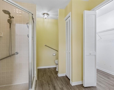 12728 Flamingo Parkway - Photo Thumbnail 36