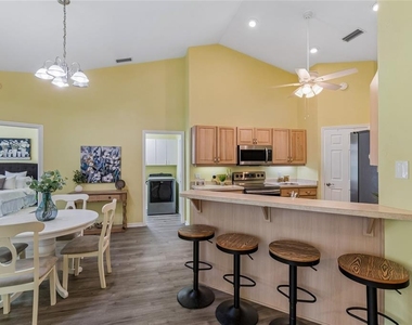 12728 Flamingo Parkway - Photo Thumbnail 11