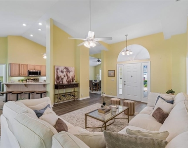 12728 Flamingo Parkway - Photo Thumbnail 10