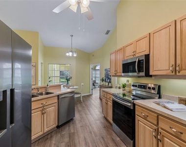 12728 Flamingo Parkway - Photo Thumbnail 17