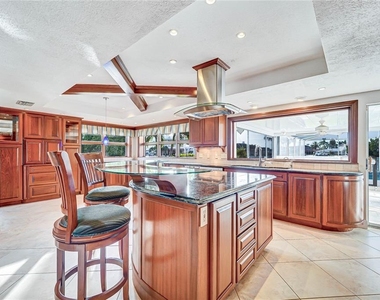 5060 Porpoise Place - Photo Thumbnail 17