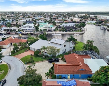 5060 Porpoise Place - Photo Thumbnail 6