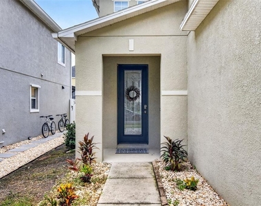 7046 Penta Place - Photo Thumbnail 2