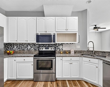 7046 Penta Place - Photo Thumbnail 17