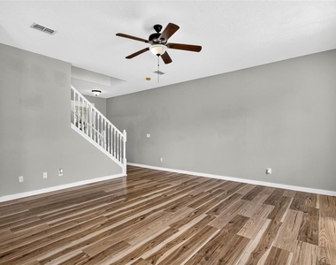 7046 Penta Place - Photo Thumbnail 8