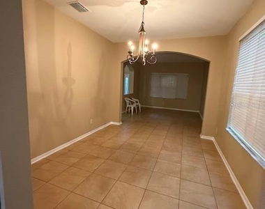 5823 Butterfield Street - Photo Thumbnail 14