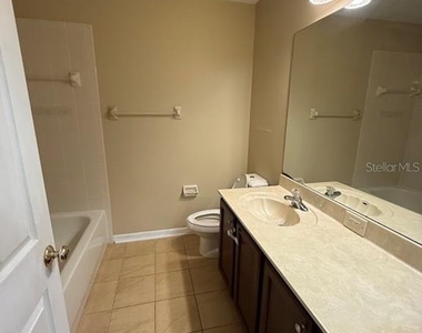 5823 Butterfield Street - Photo Thumbnail 42
