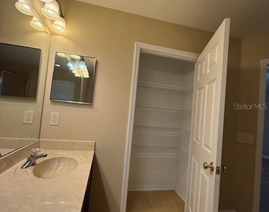 5823 Butterfield Street - Photo Thumbnail 36