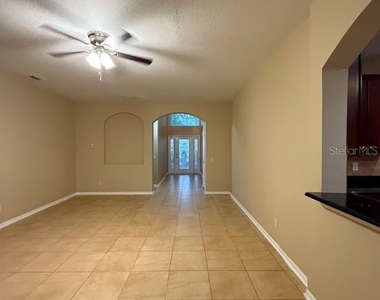 5823 Butterfield Street - Photo Thumbnail 7