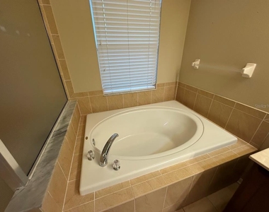 5823 Butterfield Street - Photo Thumbnail 37