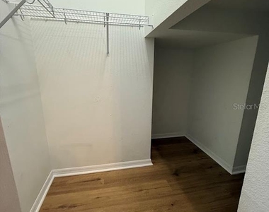 5823 Butterfield Street - Photo Thumbnail 21