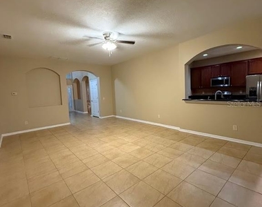 5823 Butterfield Street - Photo Thumbnail 6